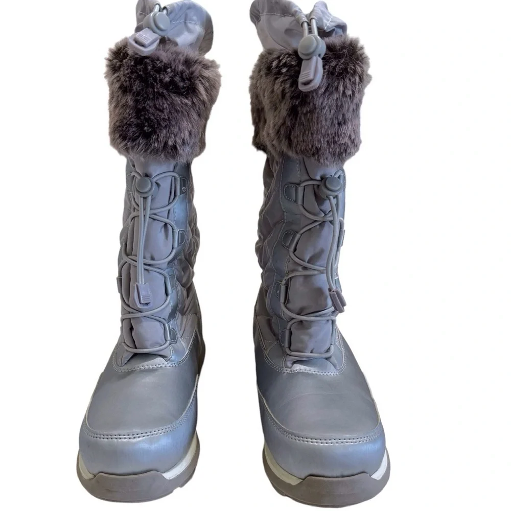 Lands End Faux Fur Quilted Snow Boots in Gray/Silver Size 3